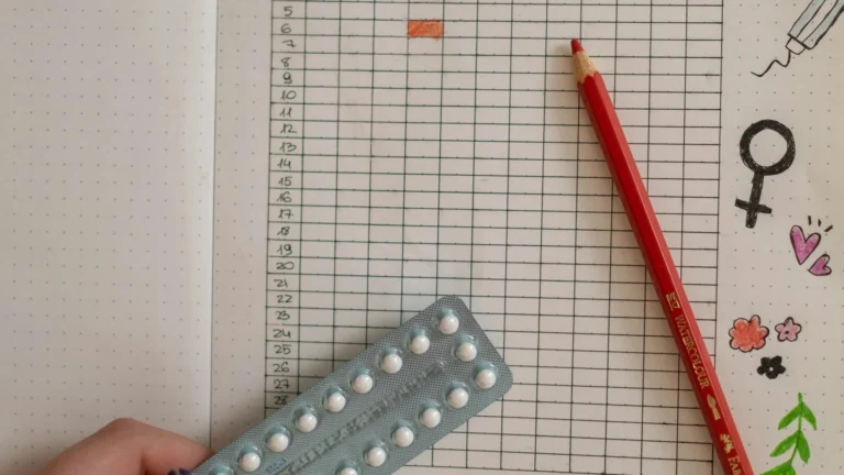 Arrêt de la pilule : quand peut-on tomber enceinte ?